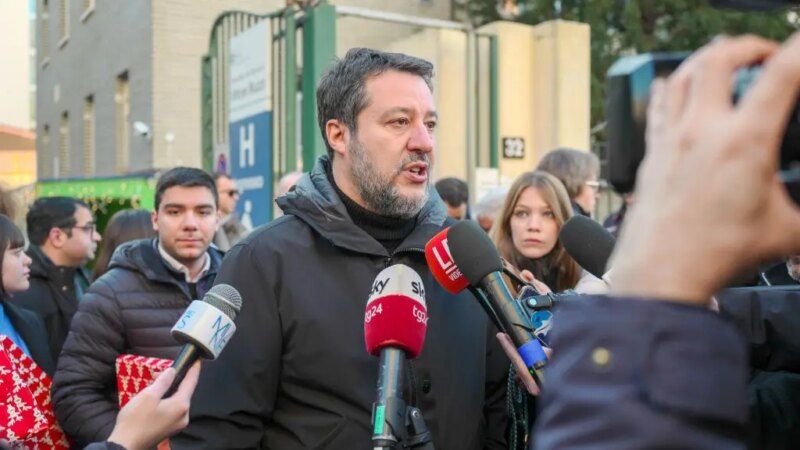 Europee, Salvini “Non mi candido, resto ministro”