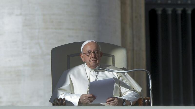 Papa “Troppi civili inermi vittime delle guerre”