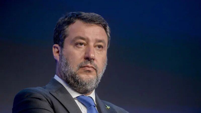 Salvini “Spero Salis innocente ma se colpevole non può insegnare”