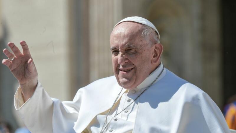 Papa “Il pericolo più brutto è l’ideologia del gender”