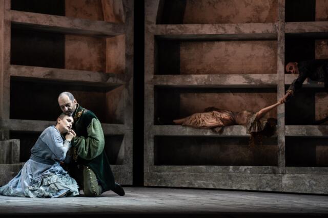 Stagione d’Opera e Balletto 2024: L’angelo di fuoco, per la regia di Emma Dante, al Teatro Petruzzelli dal 17 al 23 aprile