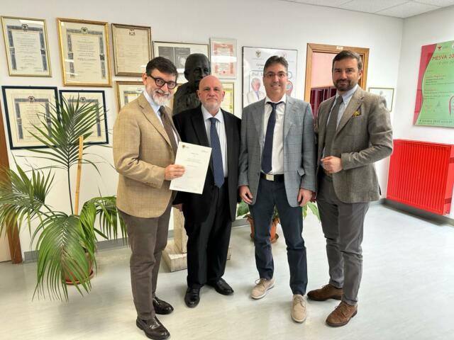 Smile House fa rete in Abruzzo: firmato l’accordo tra Smile House e Università dell’Aquila